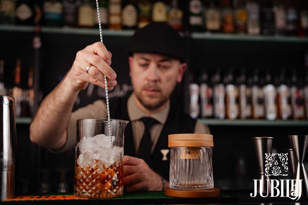 KOKTELI SA RAKIJOM Kreativni bar i destilerija Alimpić predlažu
