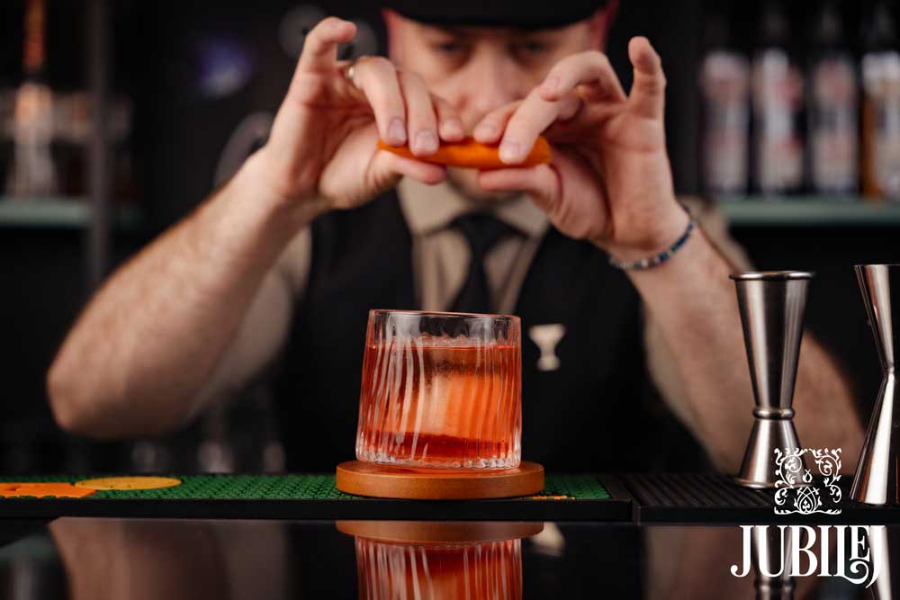 KOKTELI SA RAKIJOM Kreativni bar i destilerija Alimpić predlažu
